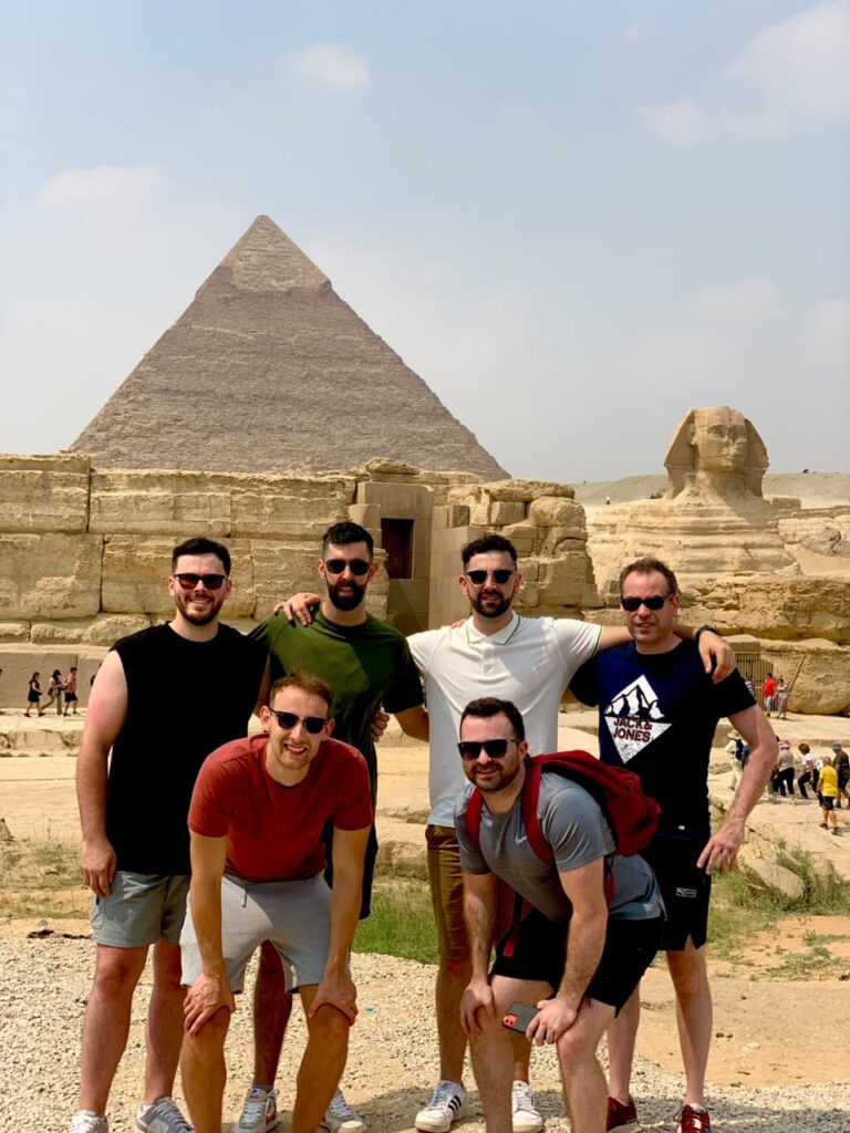 Tour to The Pyramids from Cairo Airport